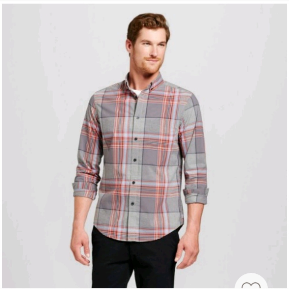 Long sleve plaited botton down shirt